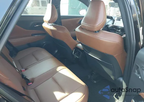 2025 Toyota Crown Signia Limited из США, поврежденный, VIN JTDACAAJ6S3020103